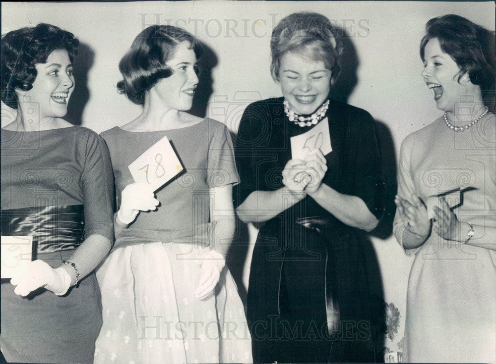 1961 Chicago, Illinois St Patrick&#39;s Day Queen Patti McLean Press Photo - Historic Images