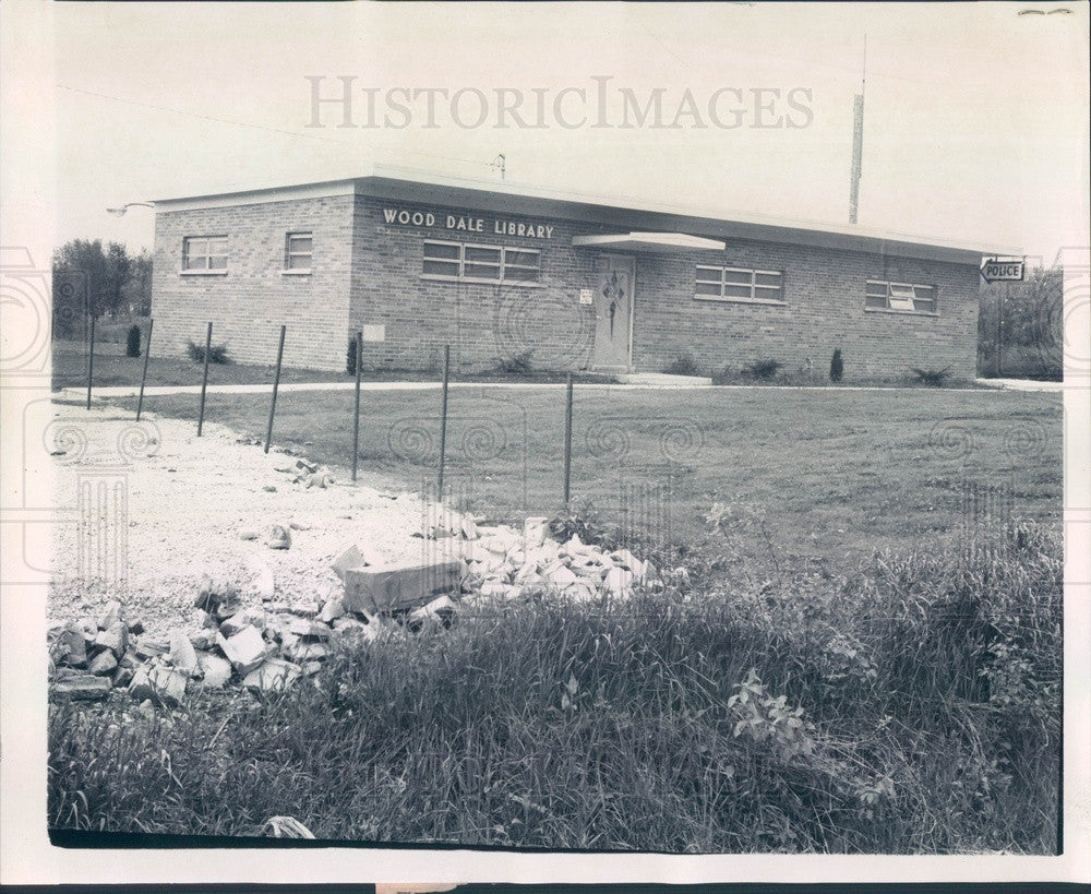 1961 Wood Dale, Illinois Library Press Photo - Historic Images