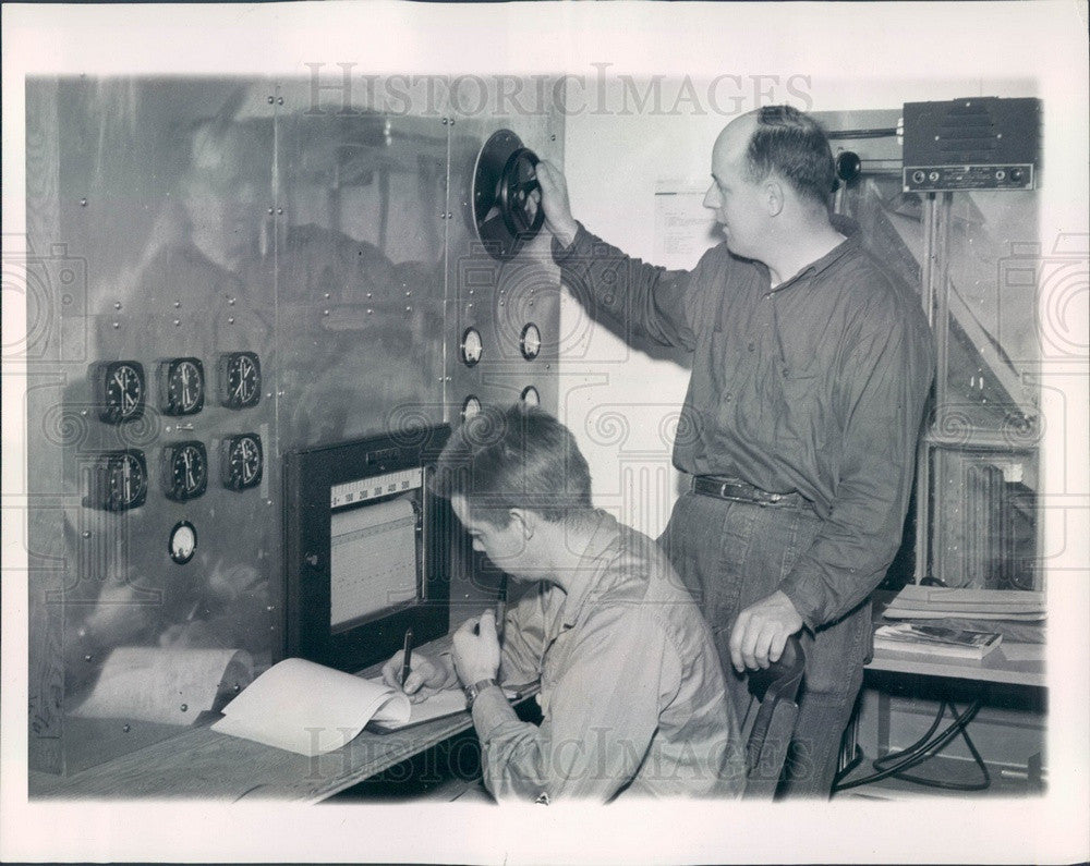 1947 Mount Washington, NH De-Icing Research, Instrument Panel Press Photo - Historic Images