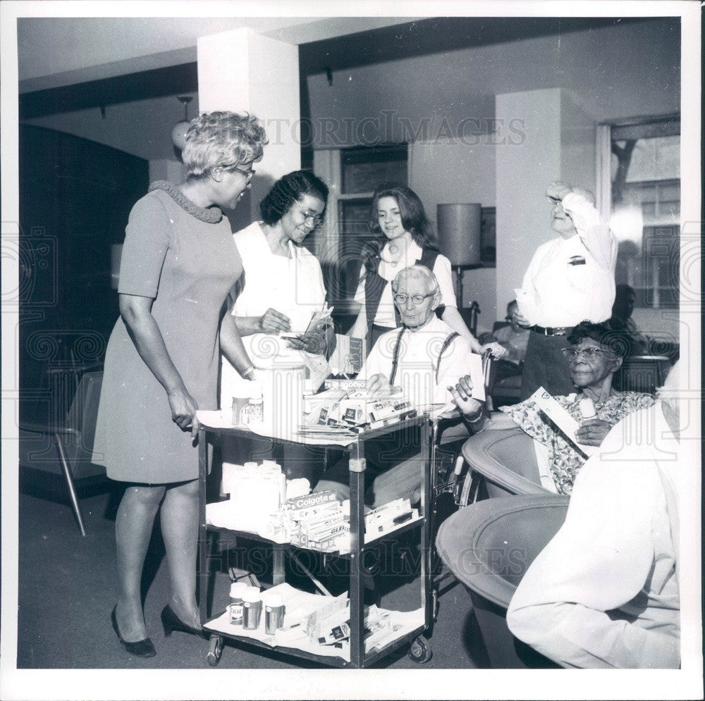 1970 Detroit, Michigan Writer June Brown Press Photo - Historic Images