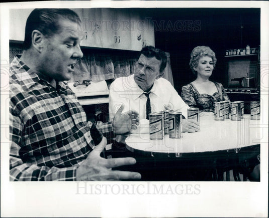 1972 Hollywood Actors Sada Thompson, Mark Dawson & Joe Waubell Press Photo - Historic Images