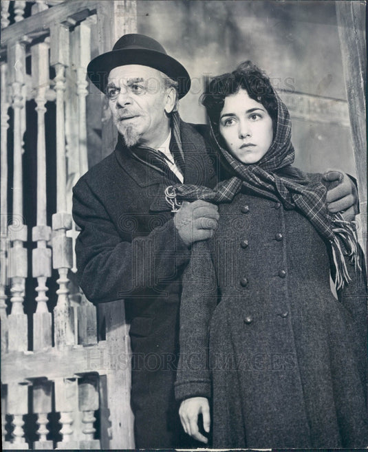 1962 Actors Risa Schwartz & Jacob Ben-Ami in The Tenth Man Press Photo - Historic Images