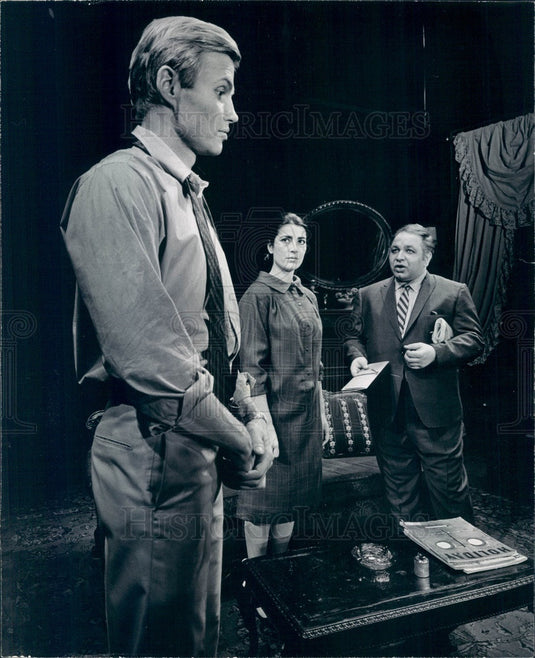1967 Actors Jon Voight, Irene Papas, Richard Castellano Press Photo - Historic Images
