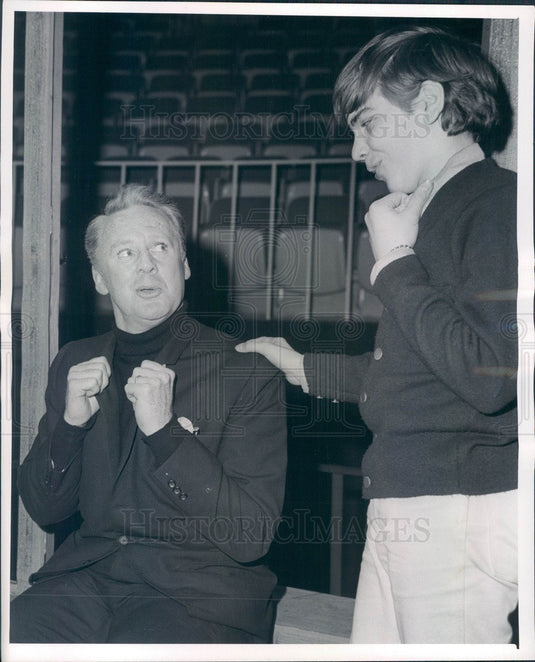 1965 Hollywood Actor Van Johnson & Doug Chapin in A Thousand Clowns Press Photo - Historic Images
