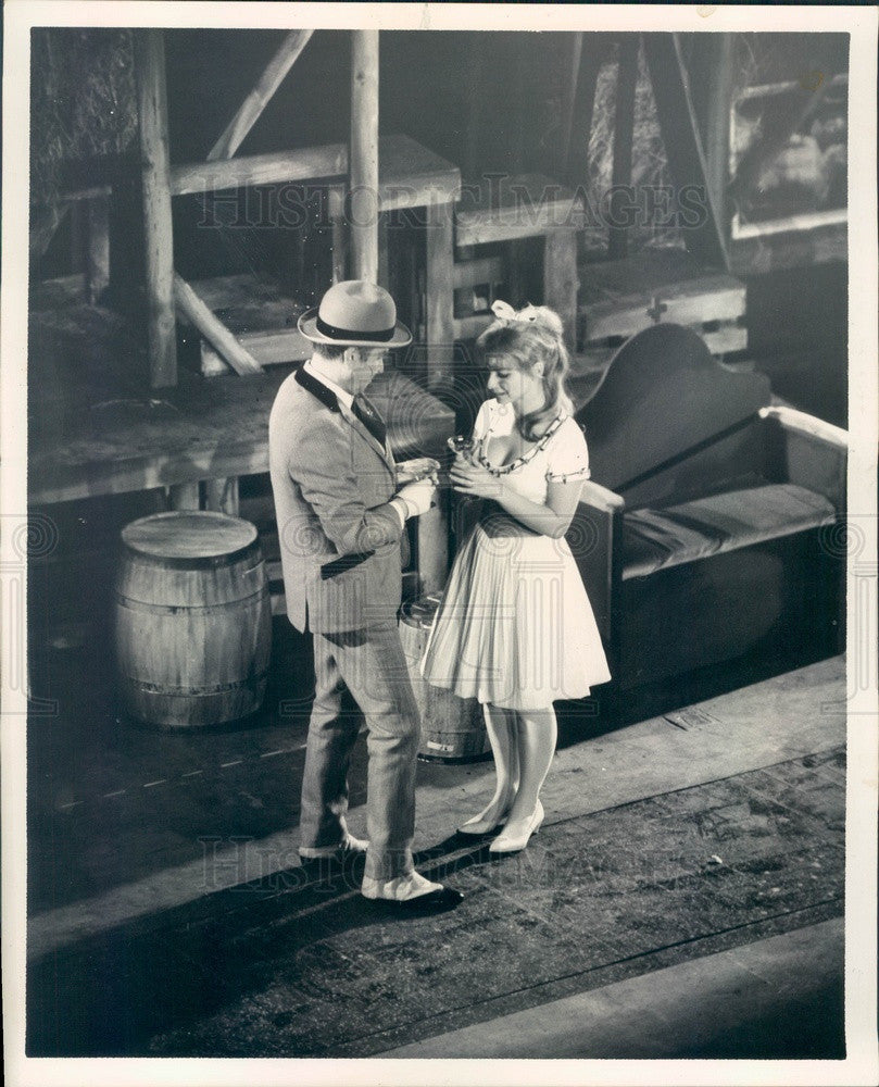 1963 Broadway/Opera Actor Robert Rounseville & Gail Johnston Press Photo - Historic Images