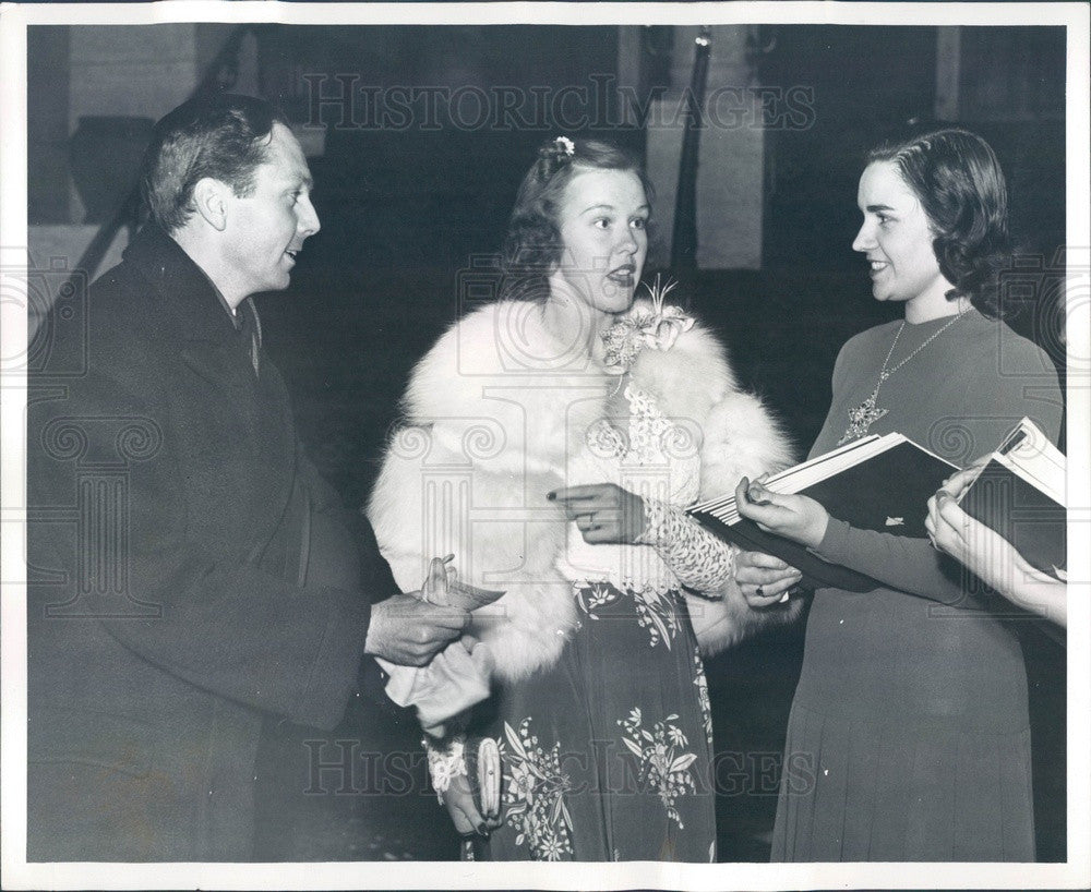 1941 Detroit, MI Public Works Commissioner William Walker Jr &amp; Wife Press Photo - Historic Images