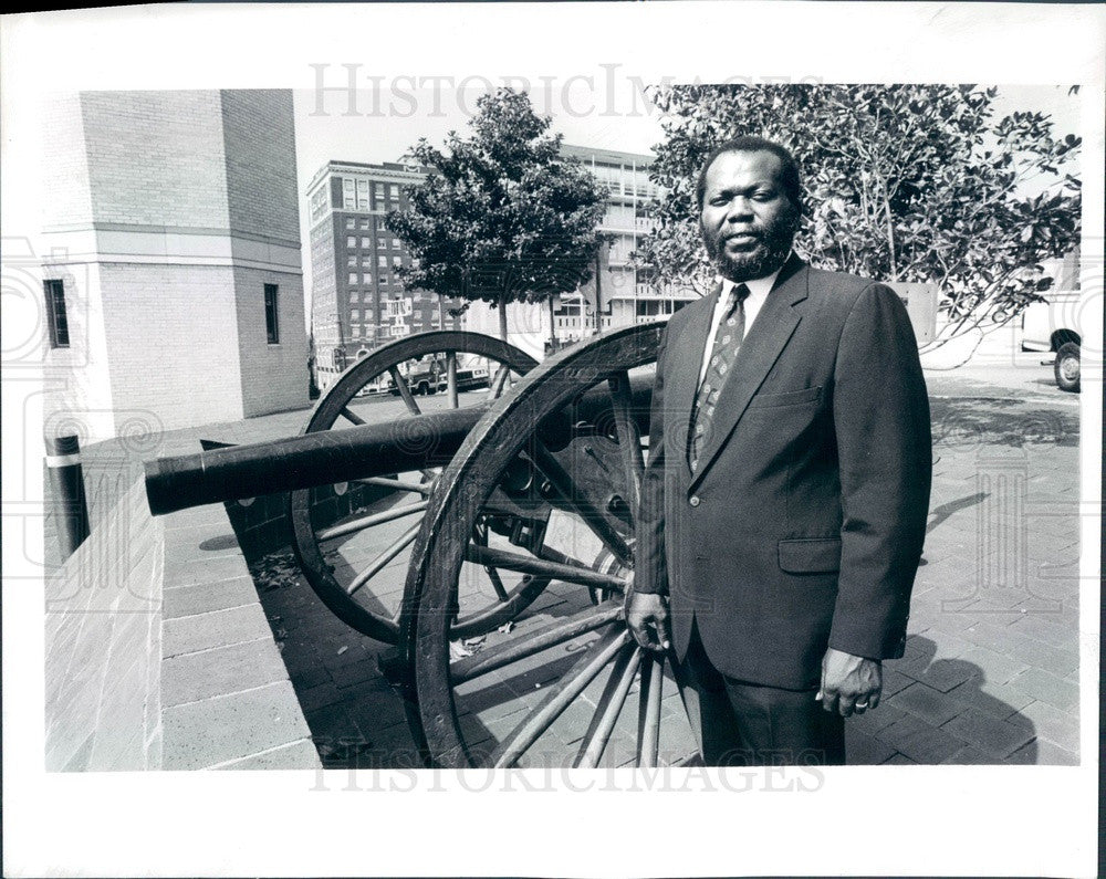 1990 Vicksburg, Mississippi Mayor Robert Walker Press Photo - Historic Images