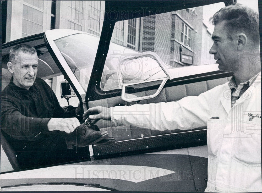 1958 US Aviator Max Conrad, The Flying Grandfather, Light Plane WRH Press Photo - Historic Images