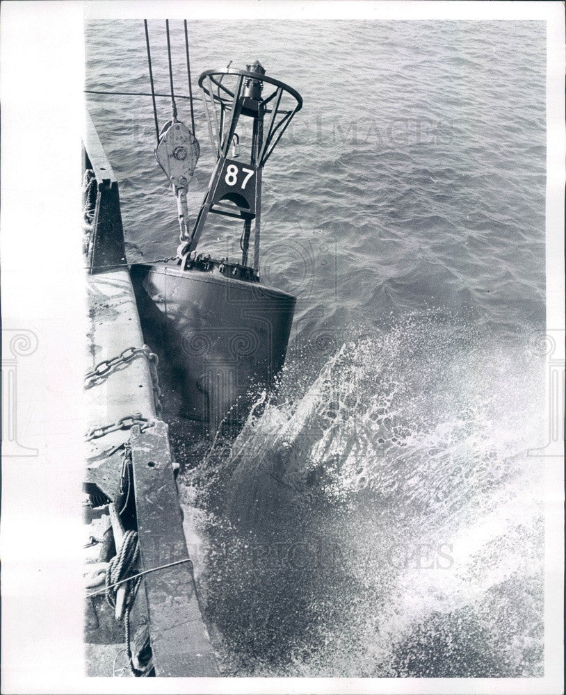 1965 Detroit, Michigan Buoy 87 & 2.5 Ton Anchor Press Photo - Historic Images