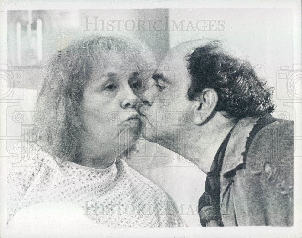 1983 Hollywood Actor Doris Roberts &amp; James Coco TV Show St Elsewhere Press Photo - Historic Images