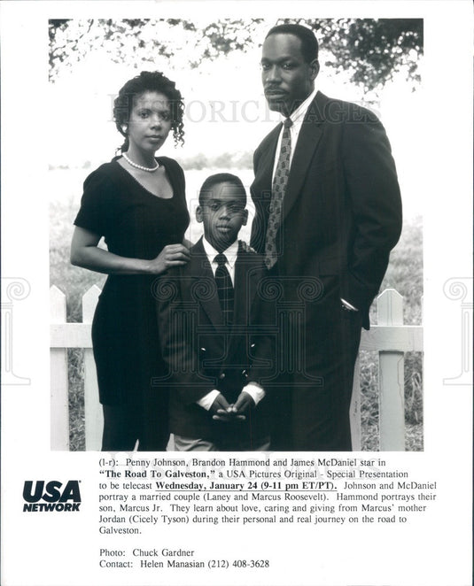 1996 Hollywood Actors Penny Johnson/Brandon Hammond/James McDaniel Press Photo - Historic Images