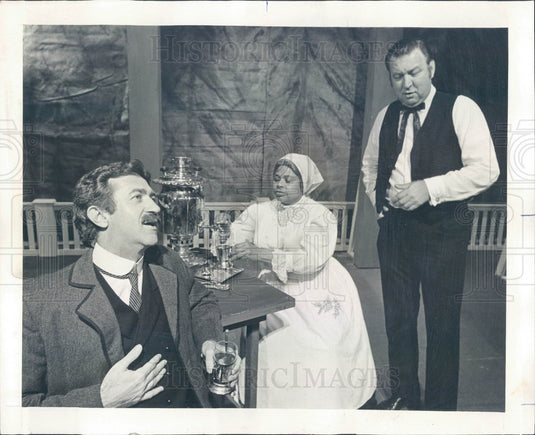 1974 Actors Roy Gioconda, Louise Jenkins, Wallace Englehardt Press Photo - Historic Images