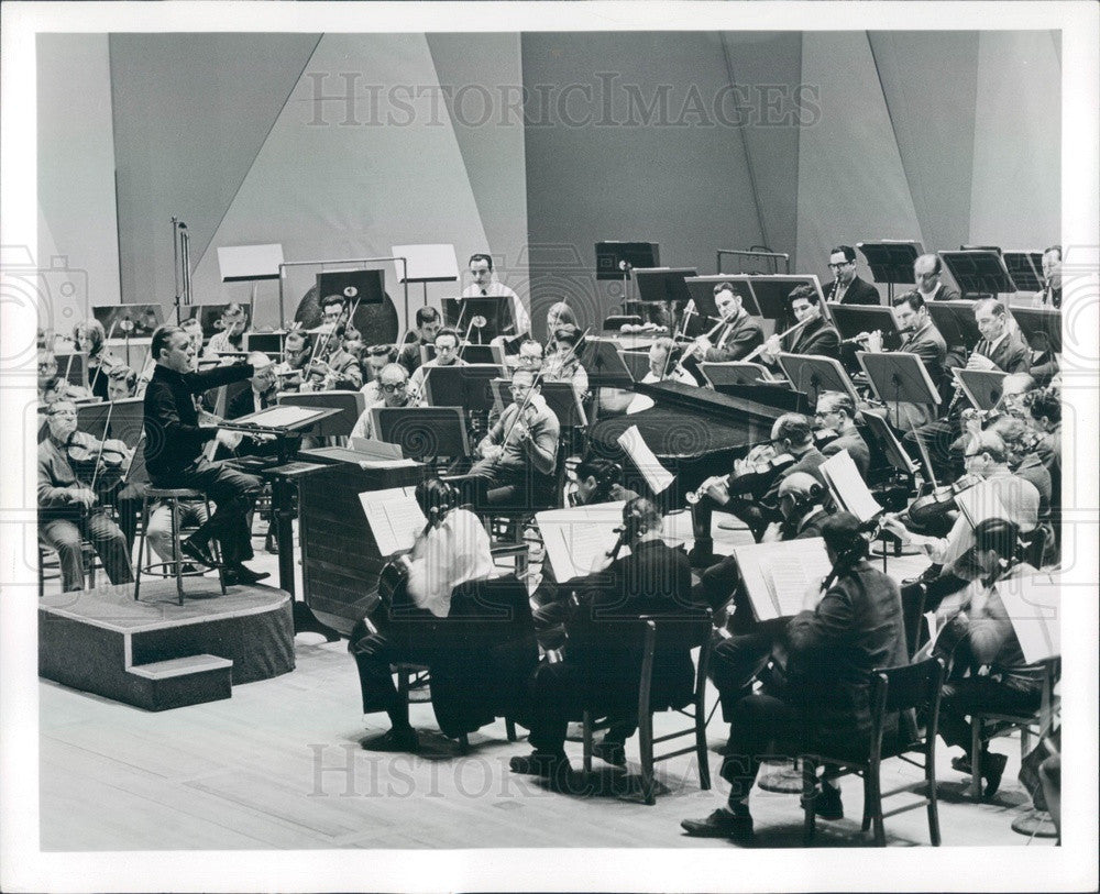 1968 Detroit, Michigan Symphony Orchestra & Conductor Sixten Ehrling Press Photo - Historic Images