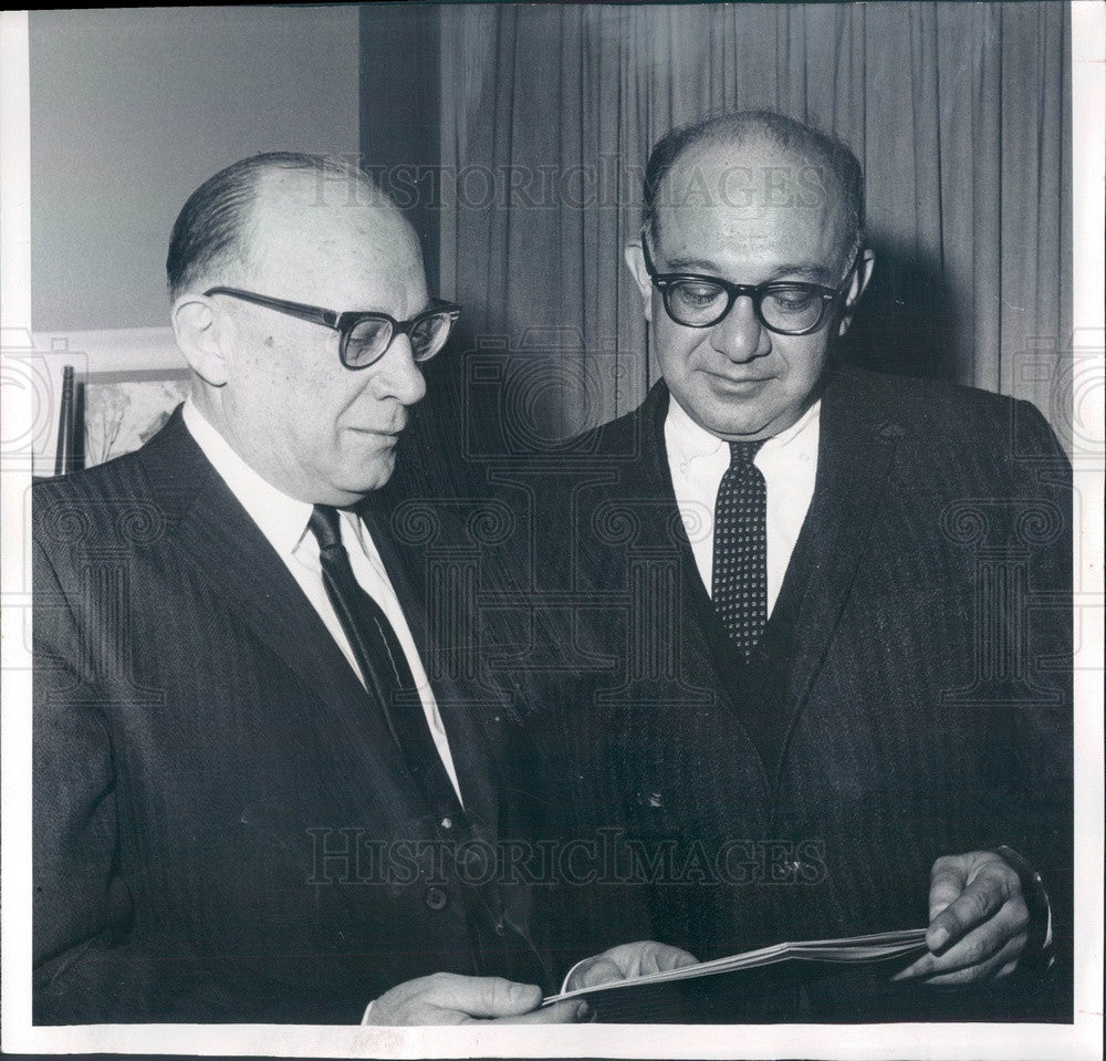 1960 Denver, CO Children's Asthma Research Inst Pres Arthur Lorber Press Photo - Historic Images