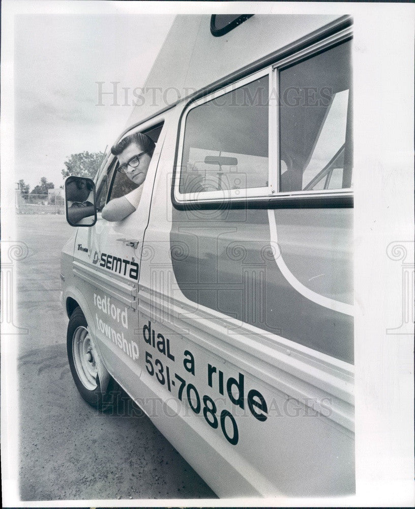 1975 Redford Township, Michigan Dial A Ride, Driver Ron Caryl Press Photo - Historic Images