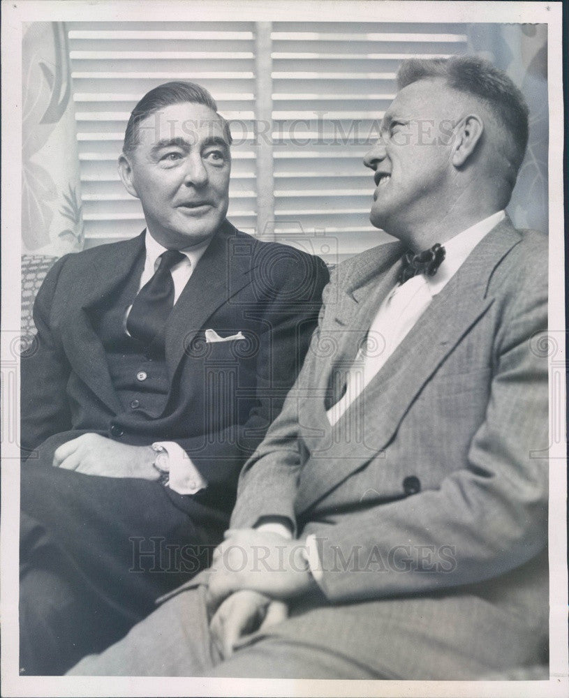 1953 Time Inc President Roy Larsen &amp; Leeds Lacy, Denver, CO Press Photo - Historic Images