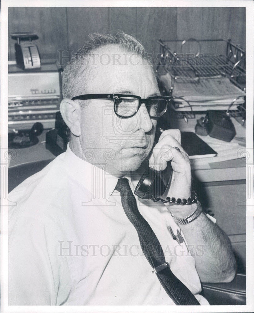 1966 Grand Ledge, Michigan Eaton County Sheriff Elwin Smith Press Photo - Historic Images