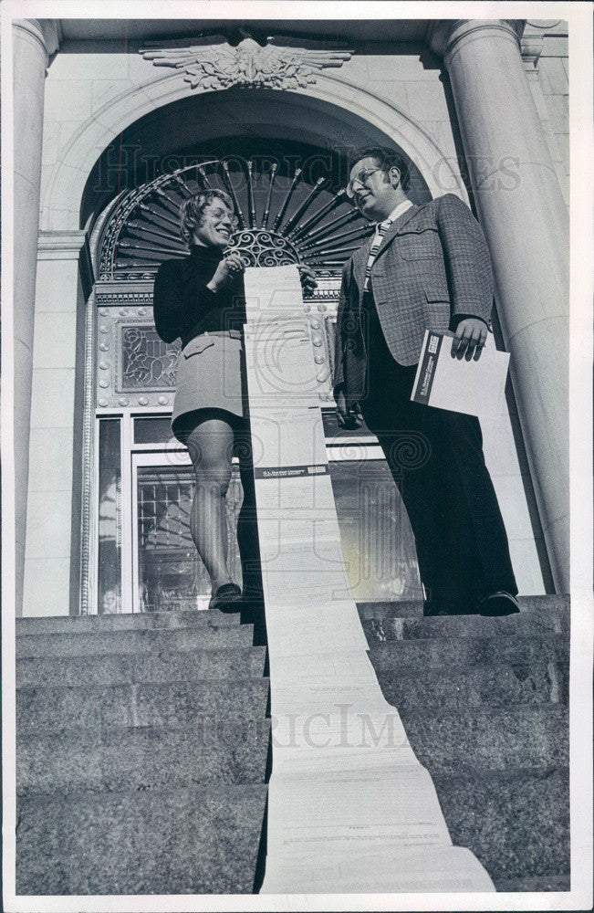 1975 Denver, CO GL Gumbert, Import-Export Broker, and Nancy Hurd Press Photo - Historic Images