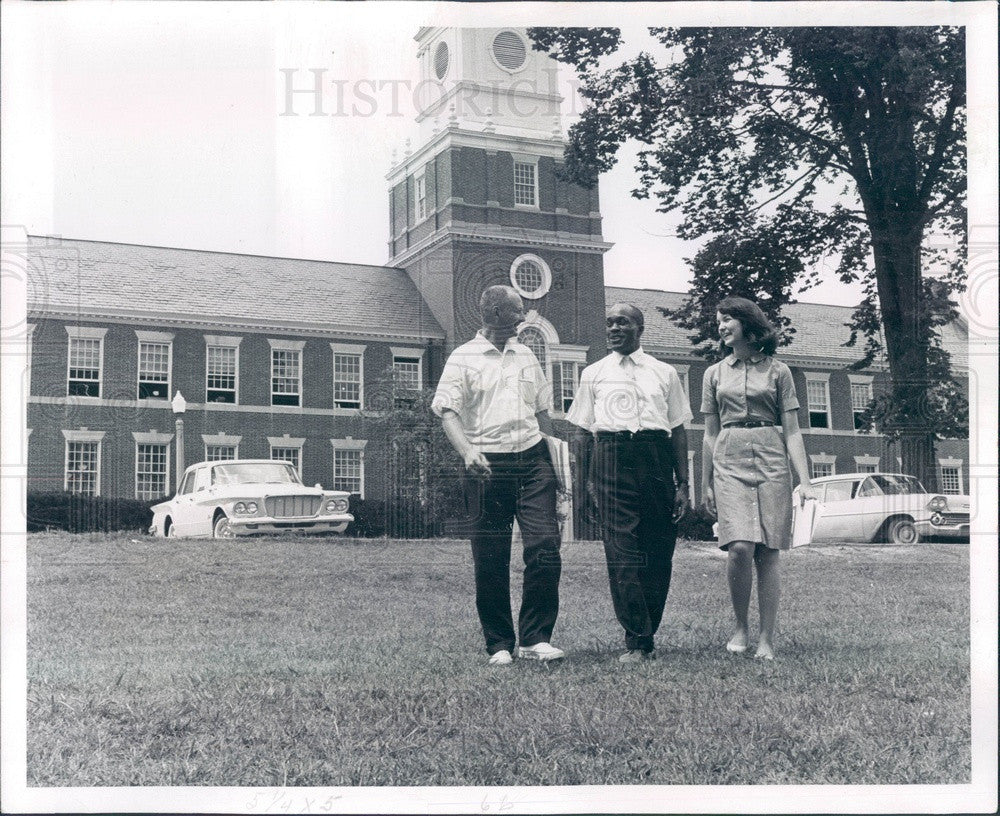 1966 Holly Springs, MS Rust College President Earnest Smith Press Photo - Historic Images