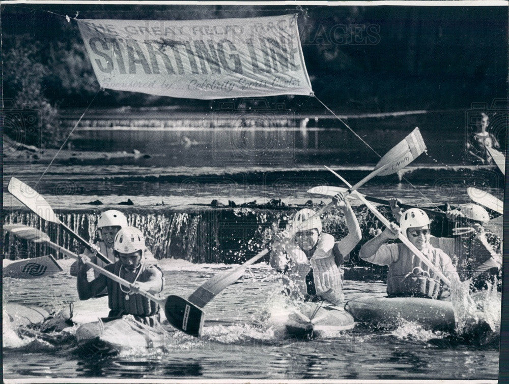 1975 CO Gov Dick Lamm & Sen Joe Shoemaker in Kayak Race Press Photo - Historic Images