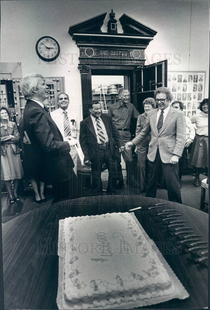 1982 Colorado Governor Richard Lamm &amp; State Treasurer Roy Romer Press Photo - Historic Images