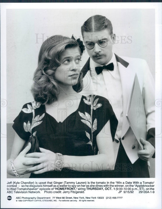 1993 Hollywood Actors Kyle Chandler & Tammy Lauren in Homefront Press Photo - Historic Images