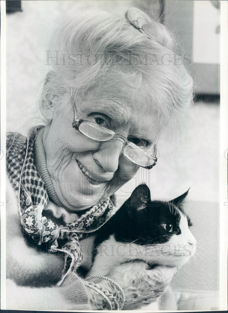 1987 Gray Panther Founder, American Activist Maggie Kuhn Press Photo - Historic Images