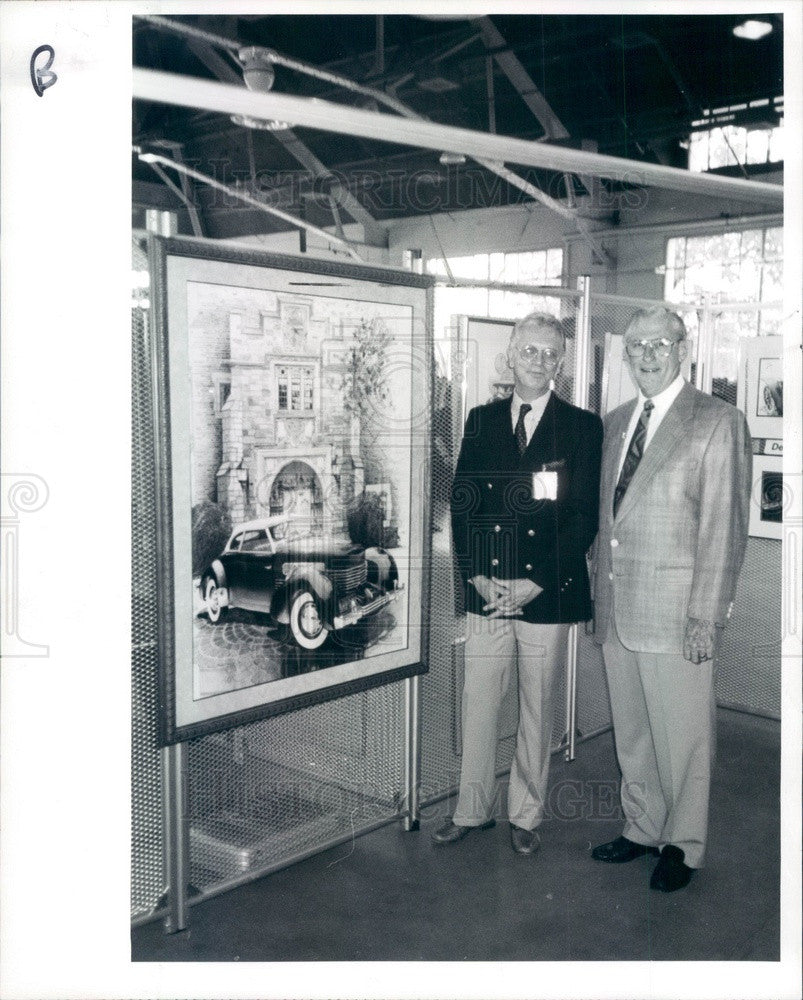 1991 Artist Dennis Brown &amp; Marque Automobile Painting Press Photo - Historic Images