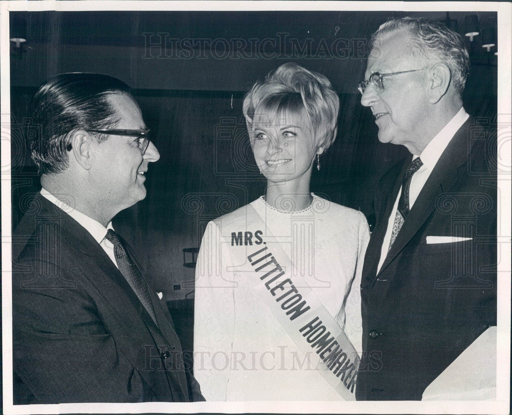 1967 Washington, DC Australian Embassy Charge d'Affairs RW Furlonger Press Photo - Historic Images