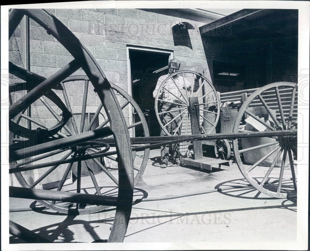 1973 Denver, Colorado Carriage Collector Bill Agnew Press Photo - Historic Images