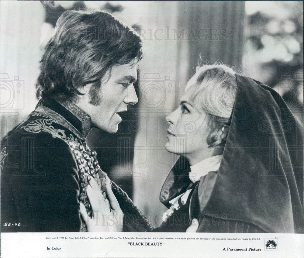 1971 Hollywood Actor Peter Lee Lawrence &amp; Maria Rohm in Black Beauty Press Photo - Historic Images