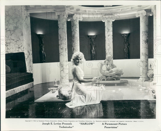 1965 Hollywood Actress Carroll Baker in Harlow Press Photo - Historic Images