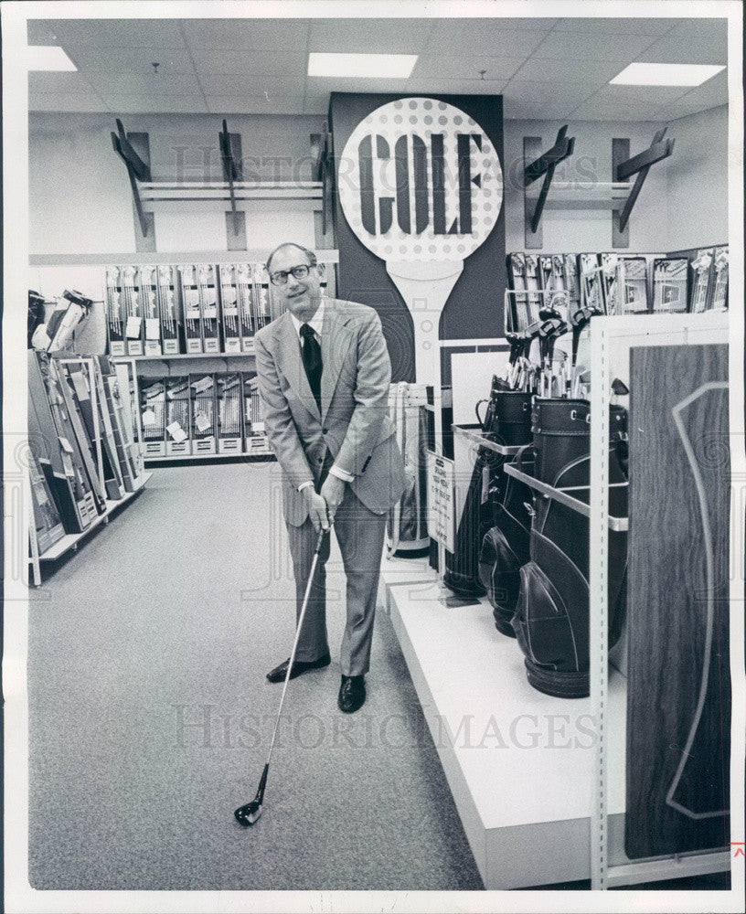 1972 Denver, Colorado Dave Cook Sporting Goods President Herb Cook Press Photo - Historic Images