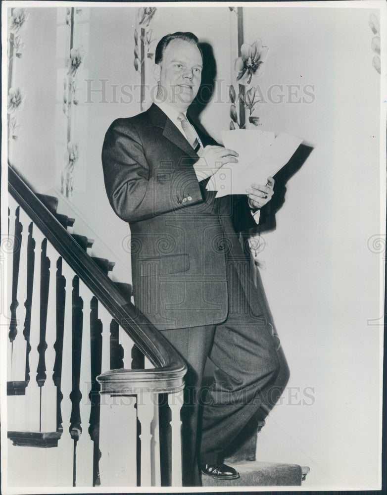 1956 Radio Broadcaster & Author Paul Harvey Press Photo - Historic Images