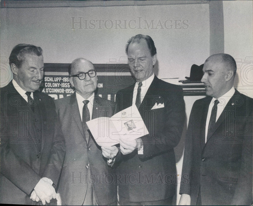 1968 Radio Broadcaster &amp; Author Paul Harvey Press Photo - Historic Images