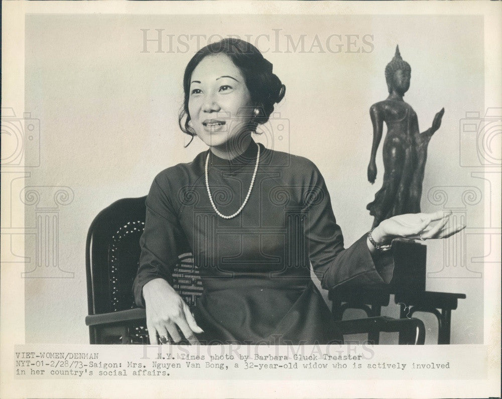 1973 South Vietnam Mrs. Nguyen Van Bong Press Photo - Historic Images