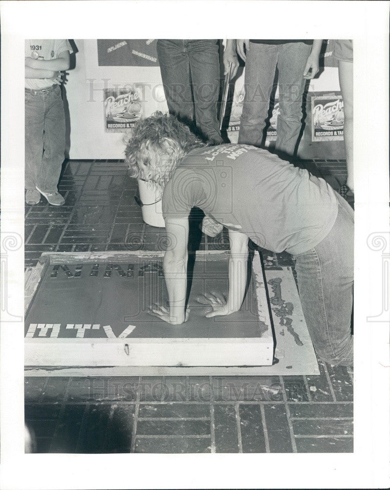 1982 MTV Video Jock Nina Blackwood at Clearwater, FL Peaches Records Press Photo - Historic Images