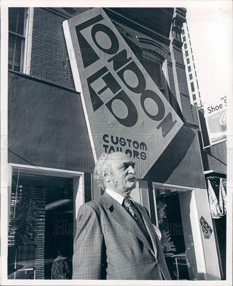 1974 Denver, Colorado London, Ltd Custom Tailors Owner Sol Golden Press Photo - Historic Images