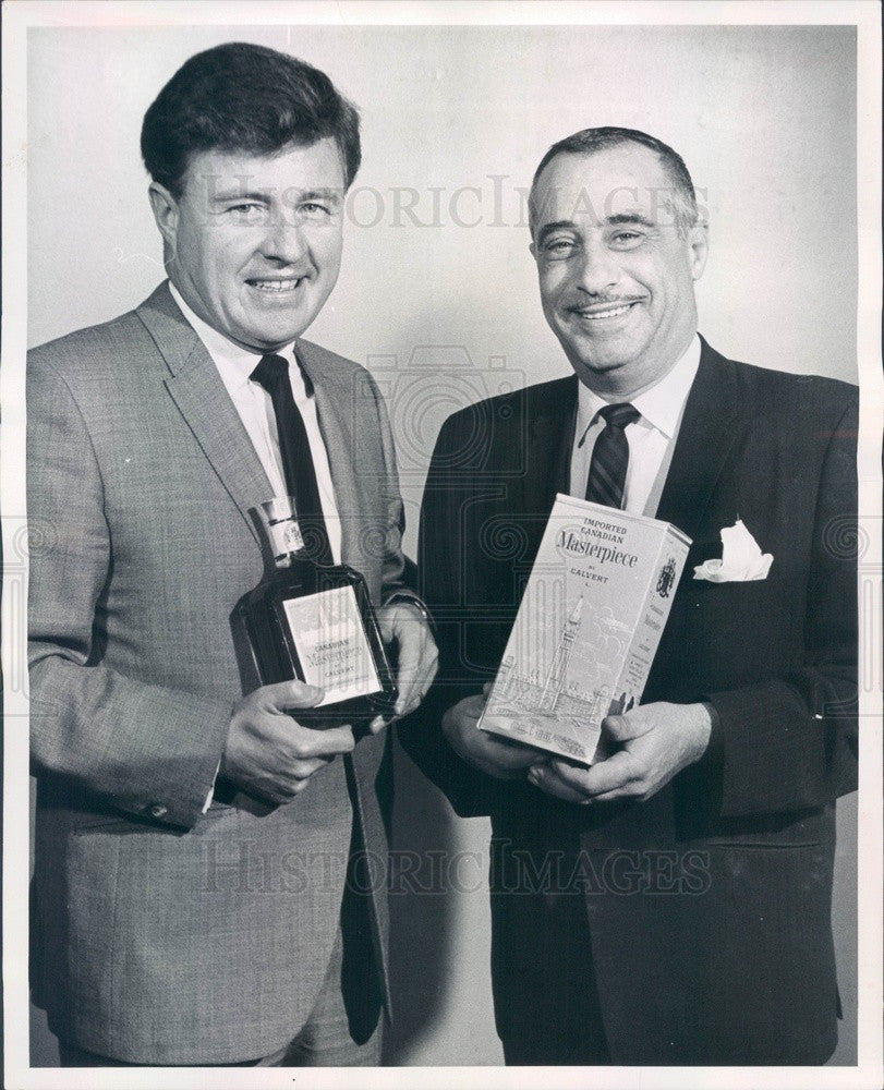 1965 Colorado Calvert Distillers Co Manager Andy Uva &amp; Jim Gubbins Press Photo - Historic Images