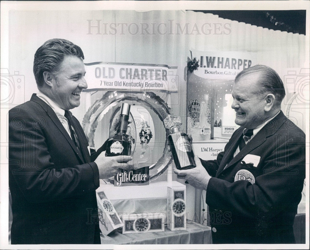 1969 Old Charter Christmas Decanters &amp; Jim Gubbins, Denver, CO Press Photo - Historic Images