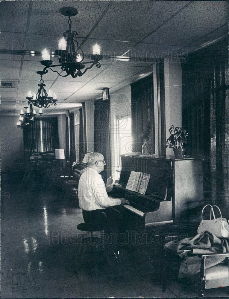 1971 Denver, Colorado Theater Organist Harley Cross Press Photo - Historic Images