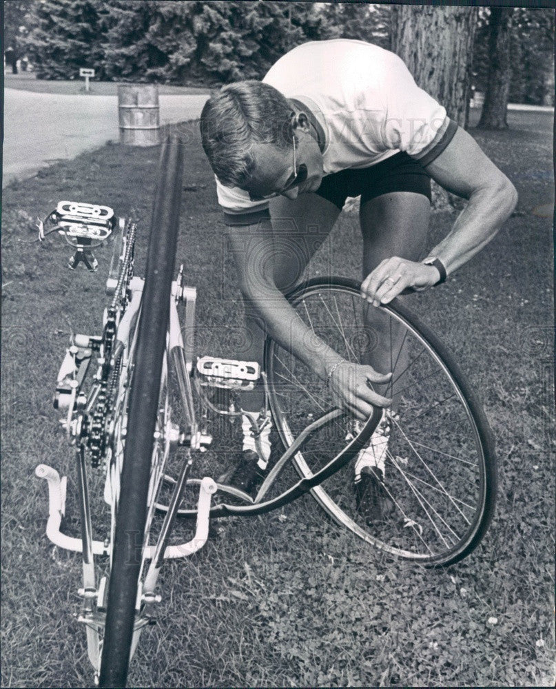 1965 Denver, Colorado Cycling Champ Jim Crist Press Photo - Historic Images