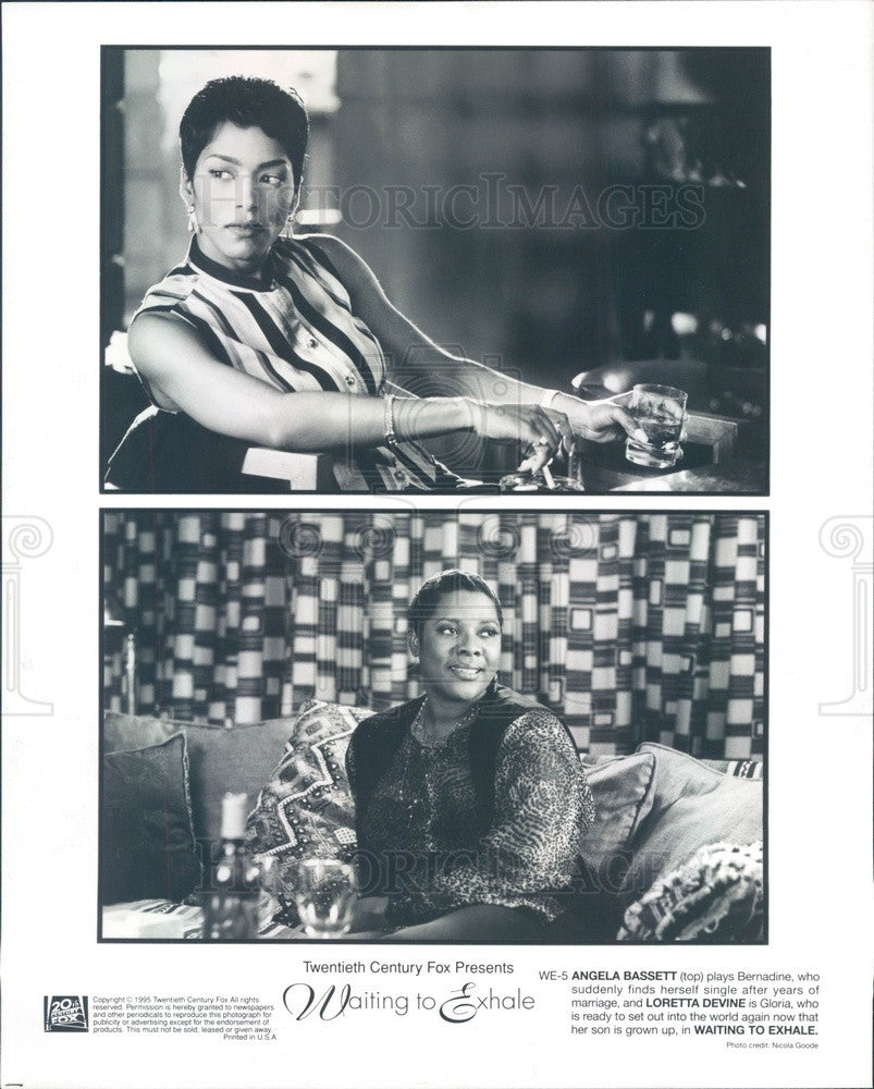 1995 Actors Angela Basset &amp; Loretta Devine in Waiting to Exhale Press Photo - Historic Images