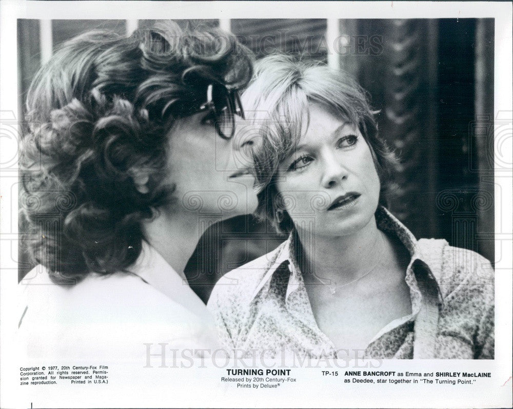 1977 Actors Anne Bancroft &amp; Shirley MacLaine in Turning Point Press Photo - Historic Images