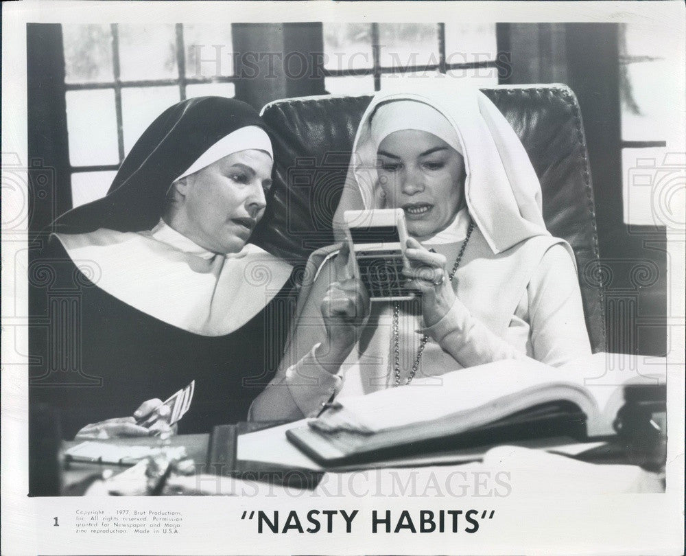 1977 Oscar Winning British Actress Glenda Jackson in Nasty Habits Press Photo - Historic Images