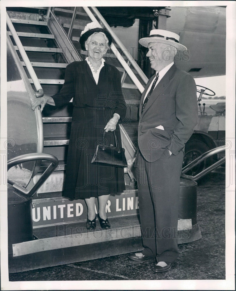 1952 Denver, Colorado Tram Co President WA Alexander &amp; Mother Press Photo - Historic Images