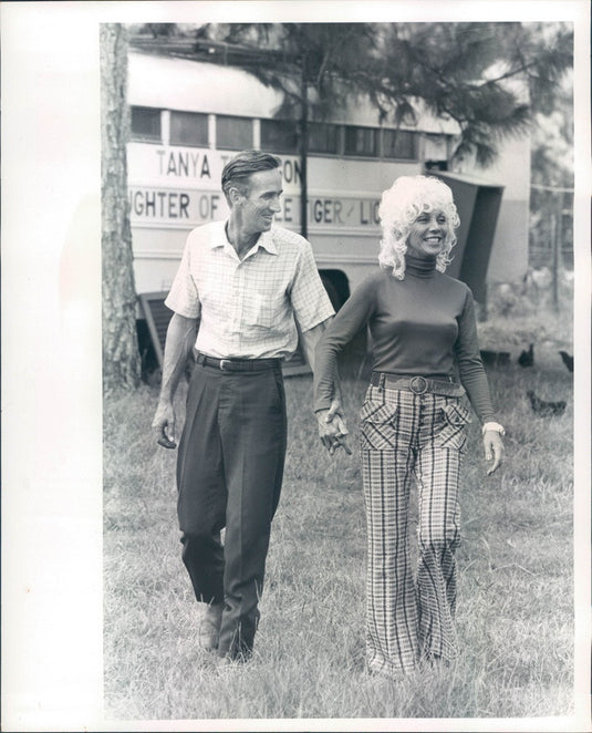 1972 Lion Tamer Evelyn Christie Press Photo - Historic Images