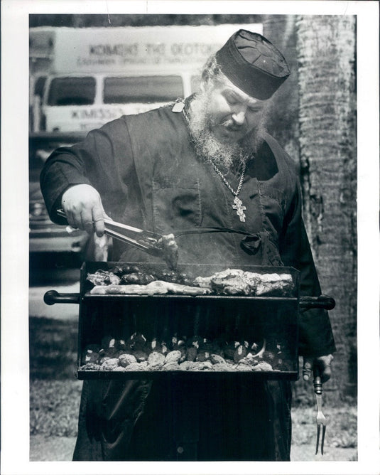 1989 Clearwater, FL Father Komninos of Hellenic Orthodox Press Photo - Historic Images