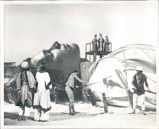 1960 Hollywood Actor Kerwin Mathews in Three Worlds of Gulliver Press Photo - Historic Images