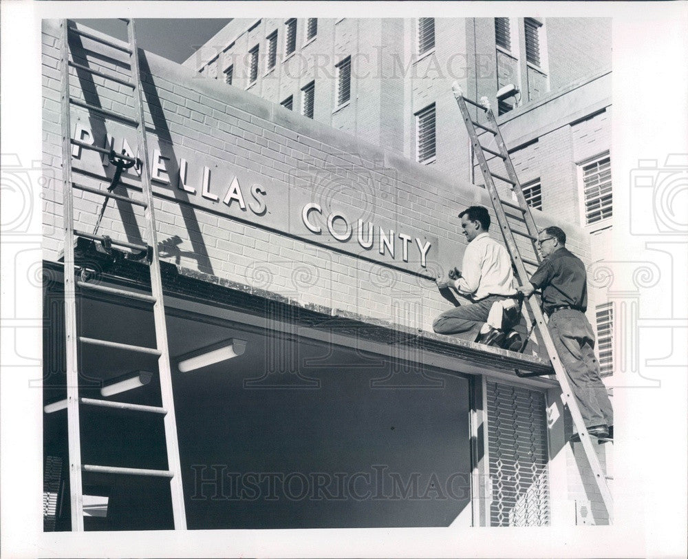 1964 Pinellas County, Florida New County Jail Sign Installed Press Photo - Historic Images